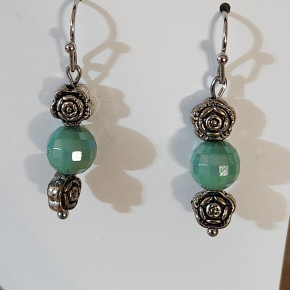 Hand Crafted Earrings Pierced Beaded Rose Turquoise Antique Silver - Picture 2 of 4